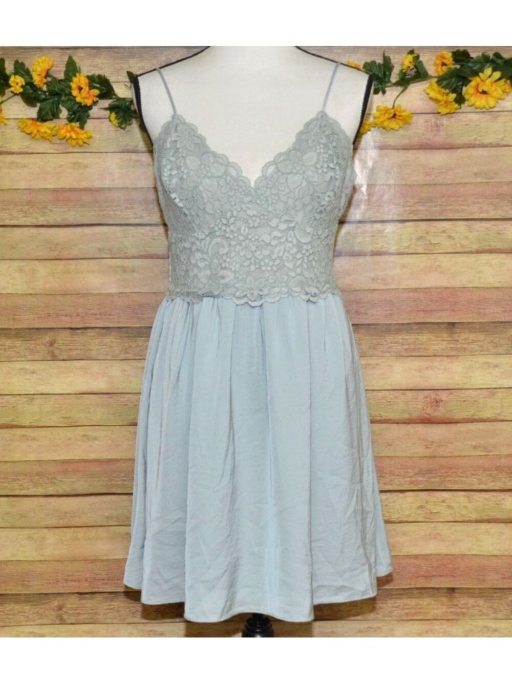 Express Seafoam Green Lace Smocked Babydoll Dress Y2K Size L Boho Feminine Cute